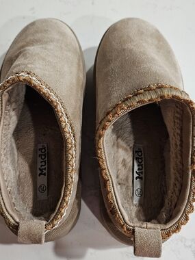 Mudd Womwn'sTaupe Platform I Slip-On Cozy Shoes Size 7.5